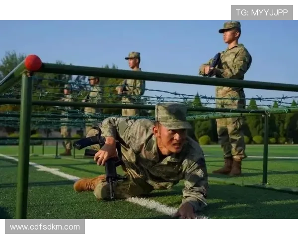 布朗回顾训练营经历称今年体能对抗挑战最为艰难